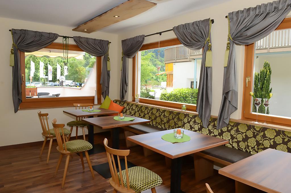 Garni Gruenau Hotel San Martino In Passiria  Exterior photo